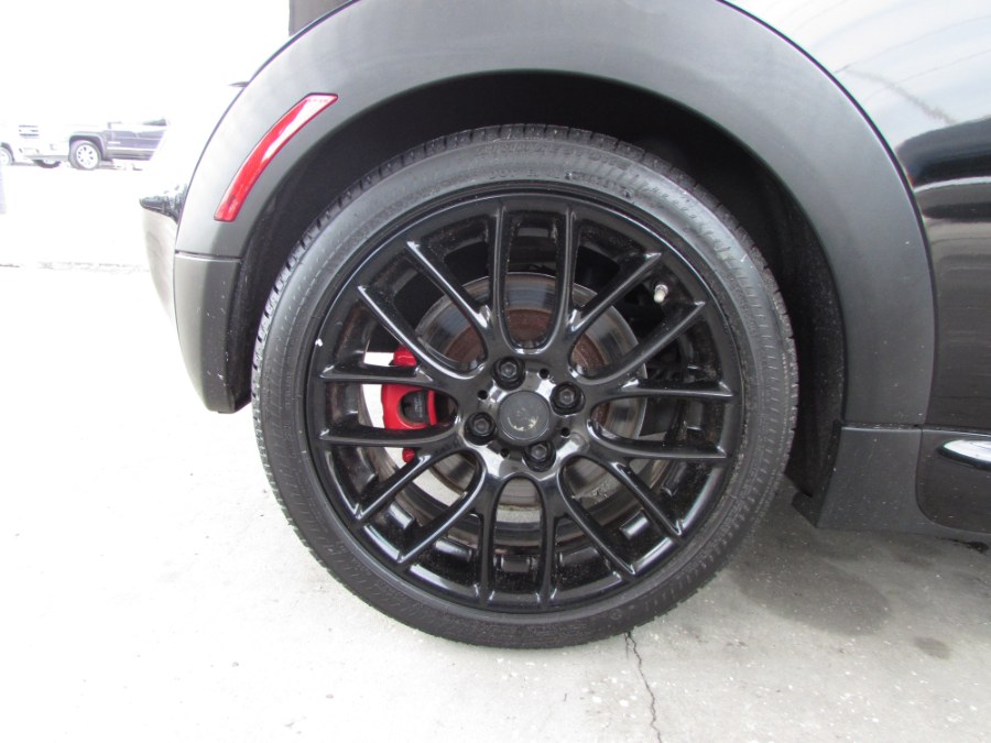 Used MINI Cooper Coupe 2dr John Cooper Works 2012 | VIP Auto Enterprise, Inc. Orlando, Florida Used MINI Cooper Coupe 2dr John Cooper Works 2012 | VIP Auto Enterprise, Inc. Orlando, Florida