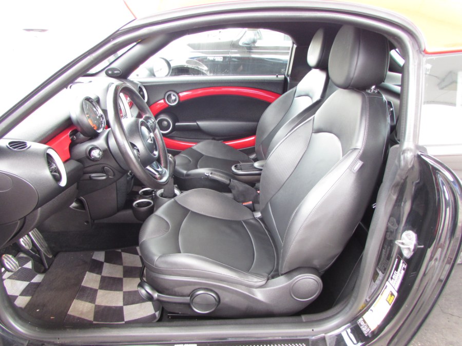 Used MINI Cooper Coupe 2dr John Cooper Works 2012 | VIP Auto Enterprise, Inc. Orlando, Florida Used MINI Cooper Coupe 2dr John Cooper Works 2012 | VIP Auto Enterprise, Inc. Orlando, Florida