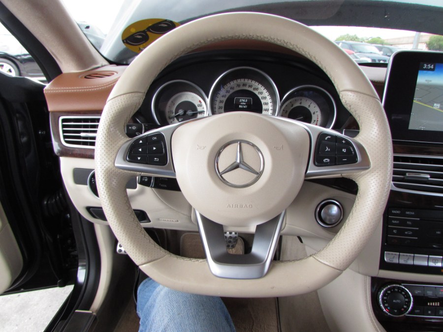 Used Mercedes-Benz CLS 4dr Sdn CLS 550 RWD 2016 | VIP Auto Enterprise, Inc. Orlando, Florida Used Mercedes-Benz CLS 4dr Sdn CLS 550 RWD 2016 | VIP Auto Enterprise, Inc. Orlando, Florida