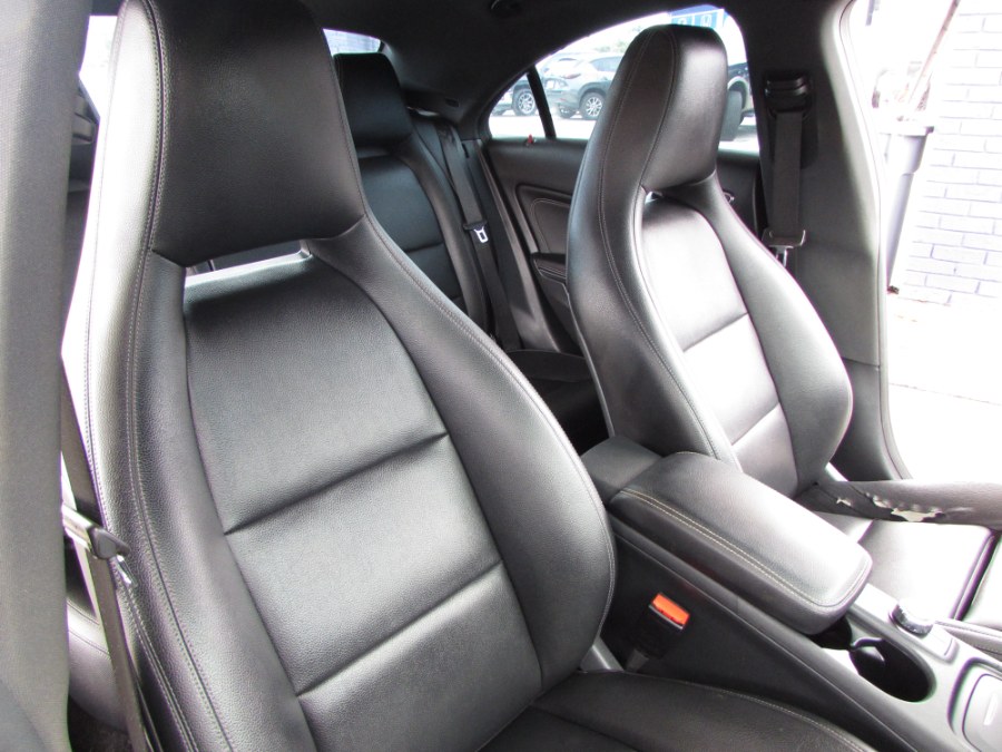 Used Mercedes-Benz CLA 4dr Sdn CLA 250 FWD 2016 | VIP Auto Enterprise, Inc. Orlando, Florida Used Mercedes-Benz CLA 4dr Sdn CLA 250 FWD 2016 | VIP Auto Enterprise, Inc. Orlando, Florida