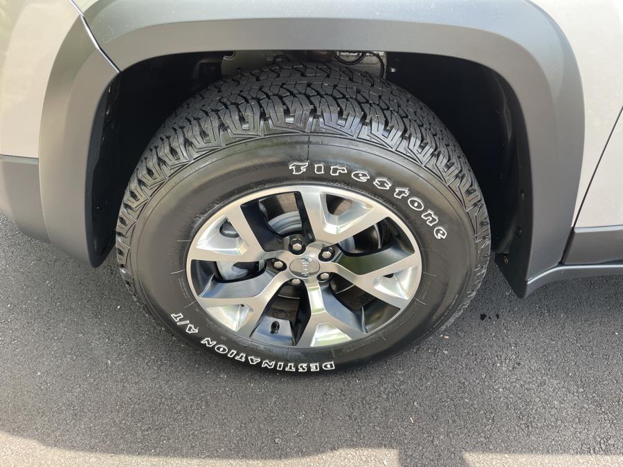 2014 Jeep Cherokee 4WD 4dr Trailhawk, available for sale in Hartford, Connecticut | Lex Autos LLC. Hartford, Connecticut 2014 Jeep Cherokee 4WD 4dr Trailhawk, available for sale in Hartford, Connecticut | Lex Autos LLC. Hartford, Connecticut