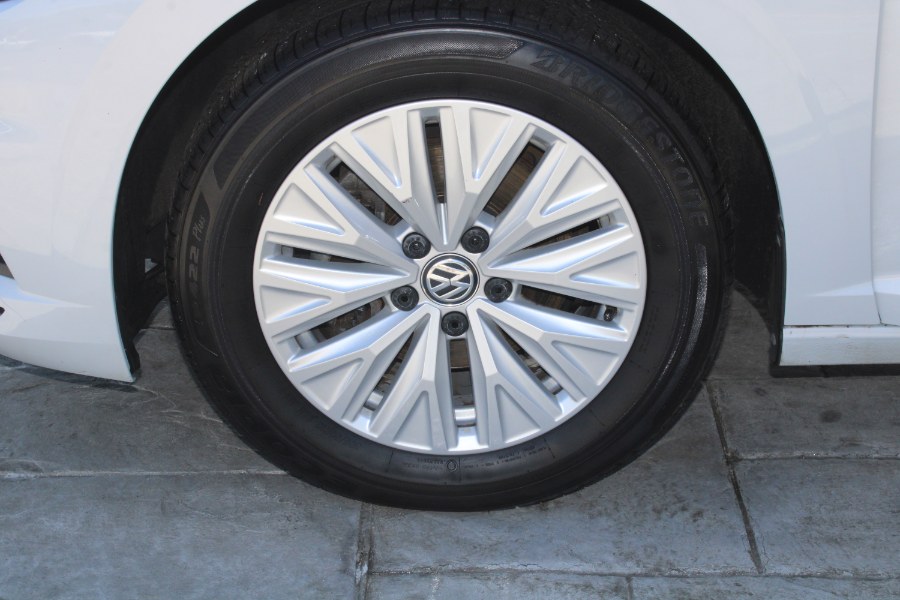 2019 Volkswagen Jetta S Manual w/SULEV, available for sale in Plantsville, Connecticut | Auto House of Luxury. Plantsville, Connecticut 2019 Volkswagen Jetta S Manual w/SULEV, available for sale in Plantsville, Connecticut | Auto House of Luxury. Plantsville, Connecticut