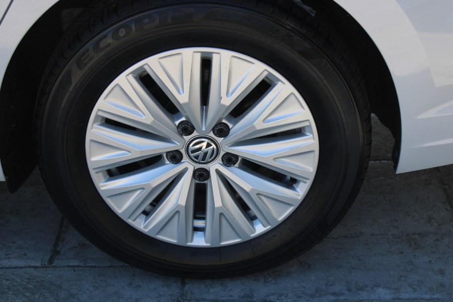 2019 Volkswagen Jetta S Manual w/SULEV, available for sale in Plantsville, Connecticut | Auto House of Luxury. Plantsville, Connecticut 2019 Volkswagen Jetta S Manual w/SULEV, available for sale in Plantsville, Connecticut | Auto House of Luxury. Plantsville, Connecticut