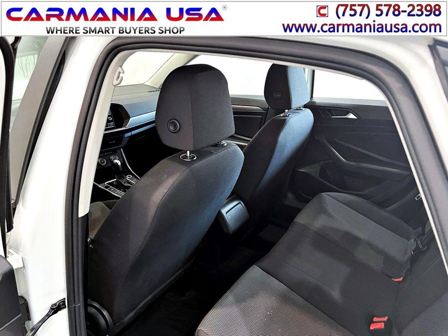 Used Volkswagen Jetta R-Line Auto w/SULEV 2019 | CARMANIA USA. Chesapeake, Virginia Used Volkswagen Jetta R-Line Auto w/SULEV 2019 | CARMANIA USA. Chesapeake, Virginia