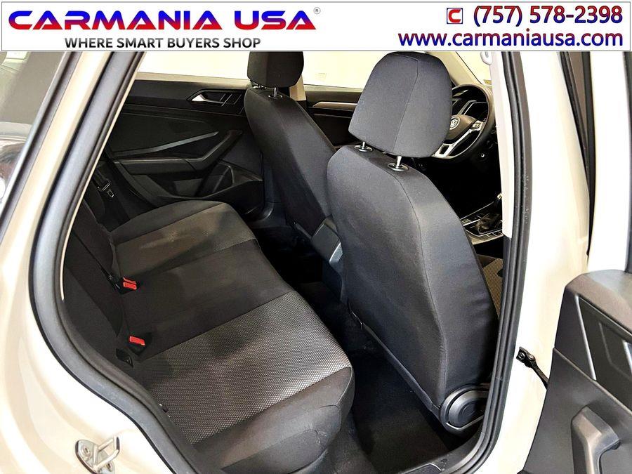 Used Volkswagen Jetta R-Line Auto w/SULEV 2019 | CARMANIA USA. Chesapeake, Virginia Used Volkswagen Jetta R-Line Auto w/SULEV 2019 | CARMANIA USA. Chesapeake, Virginia