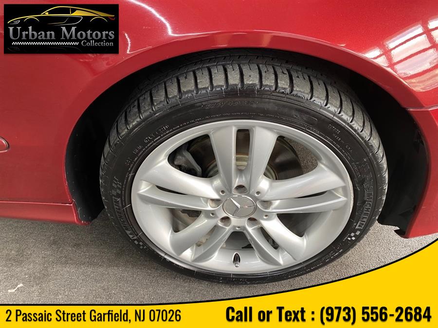2006 Mercedes-benz Clk-class 3.5L, available for sale in Garfield, New Jersey | Urban Motors Collection. Garfield, New Jersey 2006 Mercedes-benz Clk-class 3.5L, available for sale in Garfield, New Jersey | Urban Motors Collection. Garfield, New Jersey
