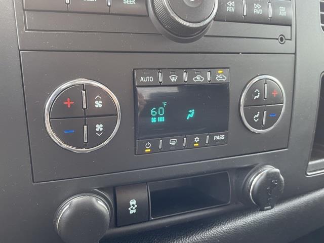 Used Chevrolet Silverado 1500 LT 2013 | Blasius Federal Road. Brookfield, Connecticut Used Chevrolet Silverado 1500 LT 2013 | Blasius Federal Road. Brookfield, Connecticut
