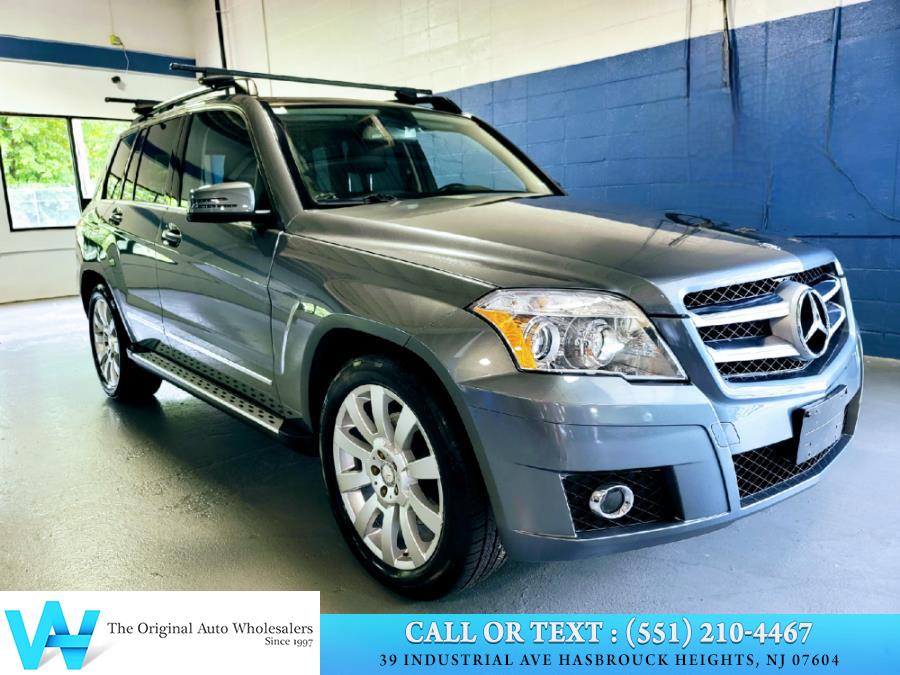 Used Mercedes-Benz GLK-Class 4MATIC 4dr GLK350 2012 | AW Auto & Truck Wholesalers, Inc. Hasbrouck Heights, New Jersey