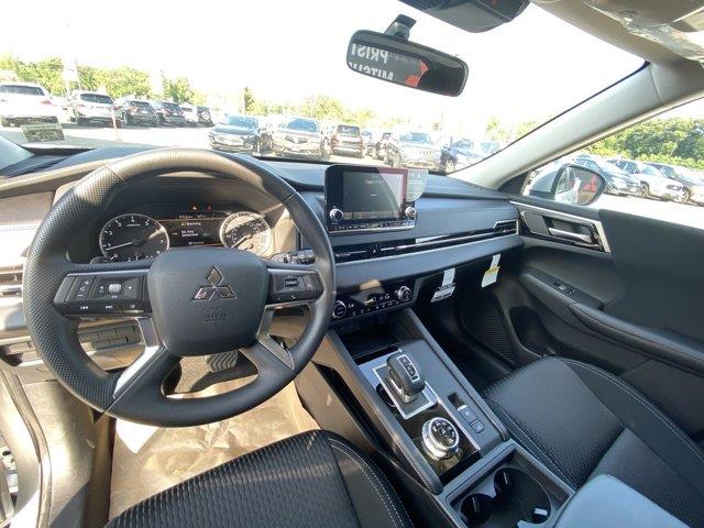 2022 Mitsubishi Outlander ES, available for sale in Great Neck, New York | Camy Cars. Great Neck, New York 2022 Mitsubishi Outlander ES, available for sale in Great Neck, New York | Camy Cars. Great Neck, New York