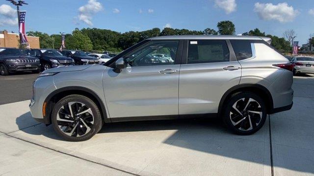 2022 Mitsubishi Outlander ES, available for sale in Great Neck, New York | Camy Cars. Great Neck, New York 2022 Mitsubishi Outlander ES, available for sale in Great Neck, New York | Camy Cars. Great Neck, New York
