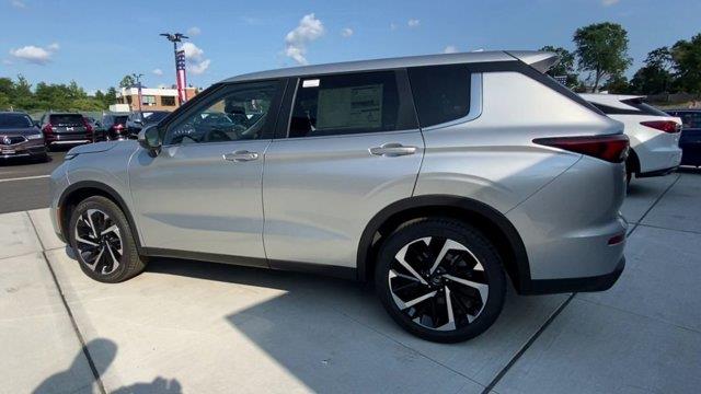 2022 Mitsubishi Outlander ES, available for sale in Great Neck, New York | Camy Cars. Great Neck, New York 2022 Mitsubishi Outlander ES, available for sale in Great Neck, New York | Camy Cars. Great Neck, New York