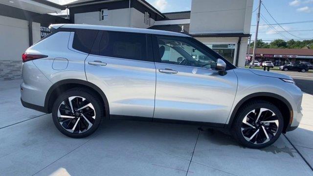2022 Mitsubishi Outlander ES, available for sale in Great Neck, New York | Camy Cars. Great Neck, New York 2022 Mitsubishi Outlander ES, available for sale in Great Neck, New York | Camy Cars. Great Neck, New York