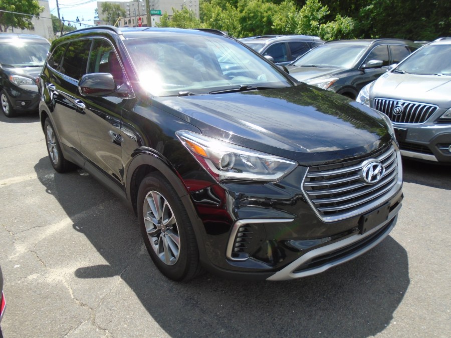 2017 Hyundai Santa Fe SE 3.3L Automatic AWD, available for sale in Waterbury, Connecticut | Jim Juliani Motors. Waterbury, Connecticut