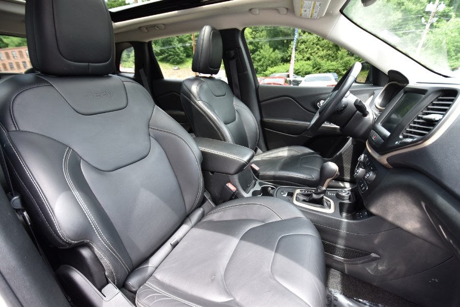 Used Jeep Cherokee 4WD 4dr Limited 2015 | Highline Car Connection. Waterbury, Connecticut Used Jeep Cherokee 4WD 4dr Limited 2015 | Highline Car Connection. Waterbury, Connecticut
