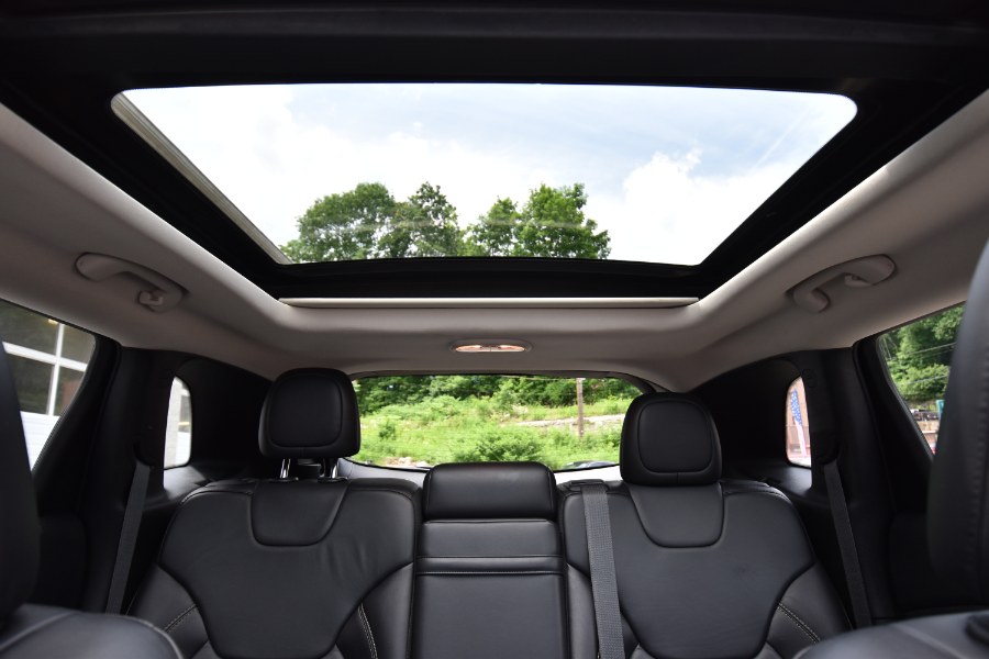 Used Jeep Cherokee 4WD 4dr Limited 2015 | Highline Car Connection. Waterbury, Connecticut Used Jeep Cherokee 4WD 4dr Limited 2015 | Highline Car Connection. Waterbury, Connecticut