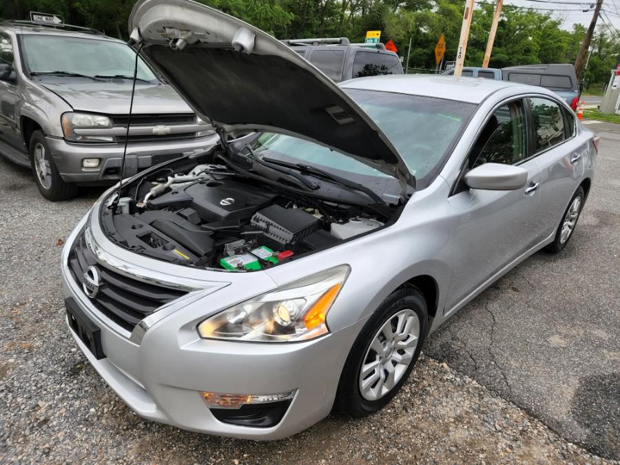 Used Nissan Altima 4dr Sdn I4 2.5 SL 2013 | SGM Auto Sales. West Babylon, New York Used Nissan Altima 4dr Sdn I4 2.5 SL 2013 | SGM Auto Sales. West Babylon, New York