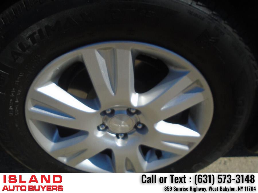 Used Subaru Outback 2.5i Limited AWD 4dr Wagon 2005 | Island Auto Buyers. West Babylon, New York Used Subaru Outback 2.5i Limited AWD 4dr Wagon 2005 | Island Auto Buyers. West Babylon, New York