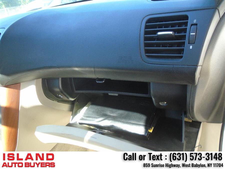 Used Subaru Outback 2.5i Limited AWD 4dr Wagon 2005 | Island Auto Buyers. West Babylon, New York Used Subaru Outback 2.5i Limited AWD 4dr Wagon 2005 | Island Auto Buyers. West Babylon, New York