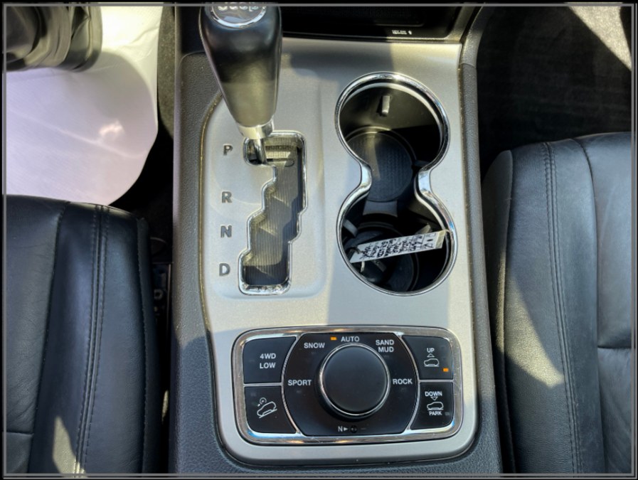 2012 Jeep Grand Cherokee 4WD 4dr Limited, available for sale in Huntington Station, New York | My Auto Inc.. Huntington Station, New York 2012 Jeep Grand Cherokee 4WD 4dr Limited, available for sale in Huntington Station, New York | My Auto Inc.. Huntington Station, New York