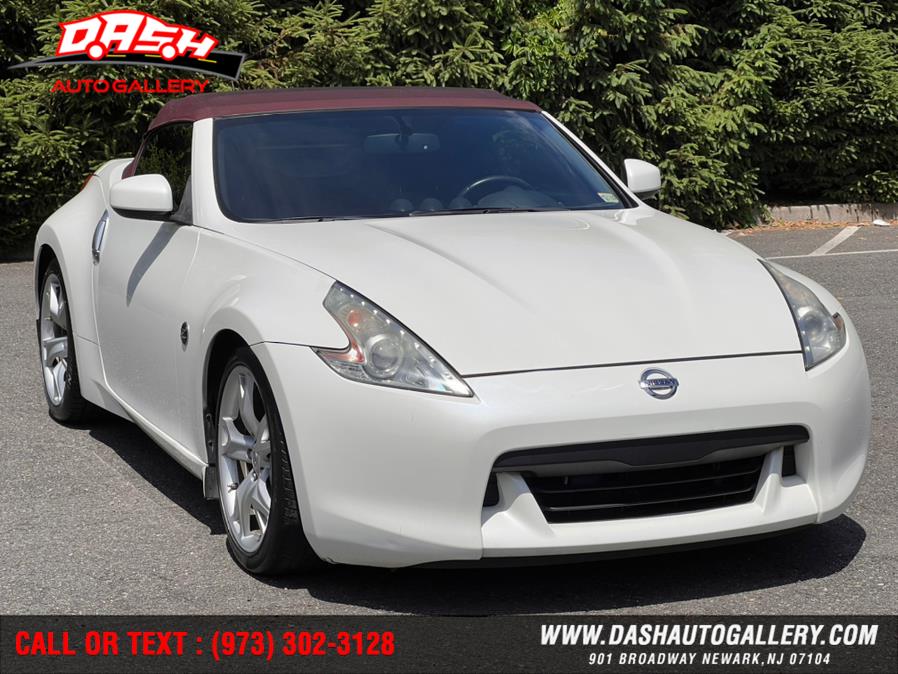 2012 Nissan 370Z 2dr Roadster Auto, available for sale in Newark, New Jersey | Dash Auto Gallery Inc.. Newark, New Jersey