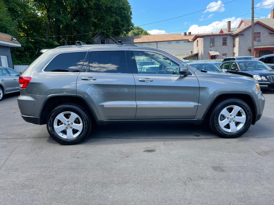 Used Jeep Grand Cherokee 4WD 4dr Laredo 2012 | House of Cars LLC. Waterbury, Connecticut