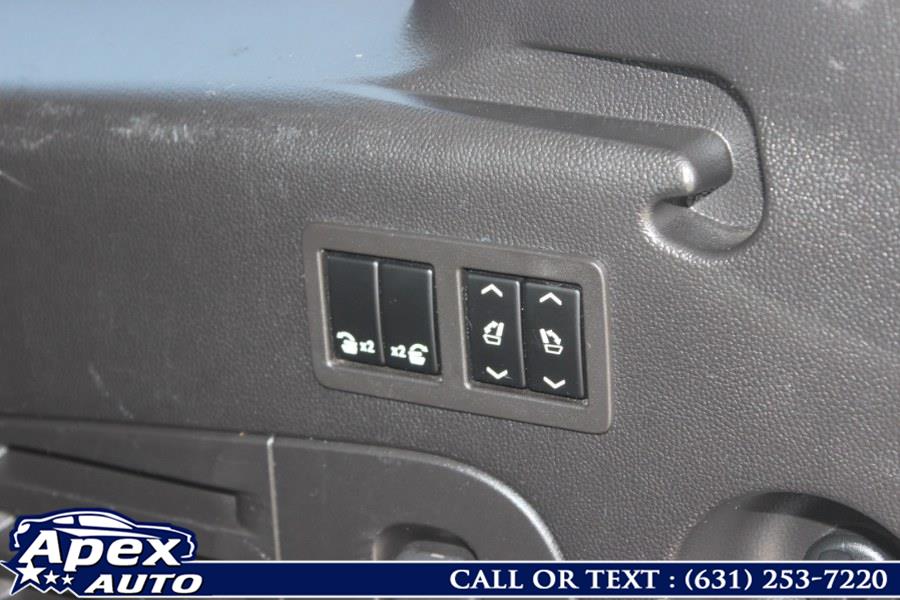 2015 GMC Yukon XL 4WD 4dr Denali, available for sale in Selden, New York | Apex Auto. Selden, New York 2015 GMC Yukon XL 4WD 4dr Denali, available for sale in Selden, New York | Apex Auto. Selden, New York