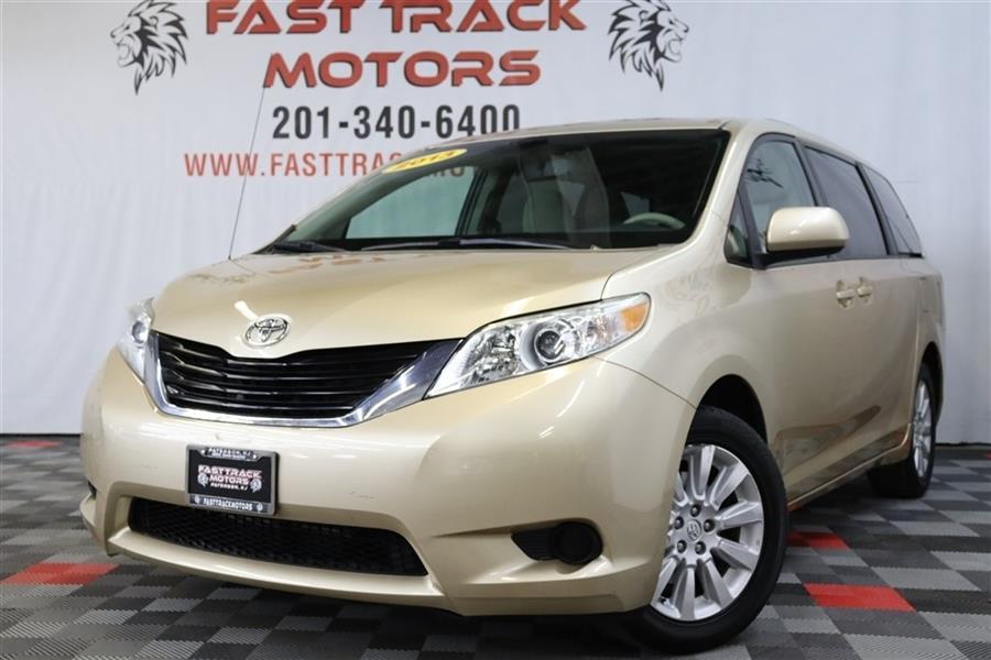 Used Toyota Sienna LE 2013 | Fast Track Motors. Paterson, New Jersey