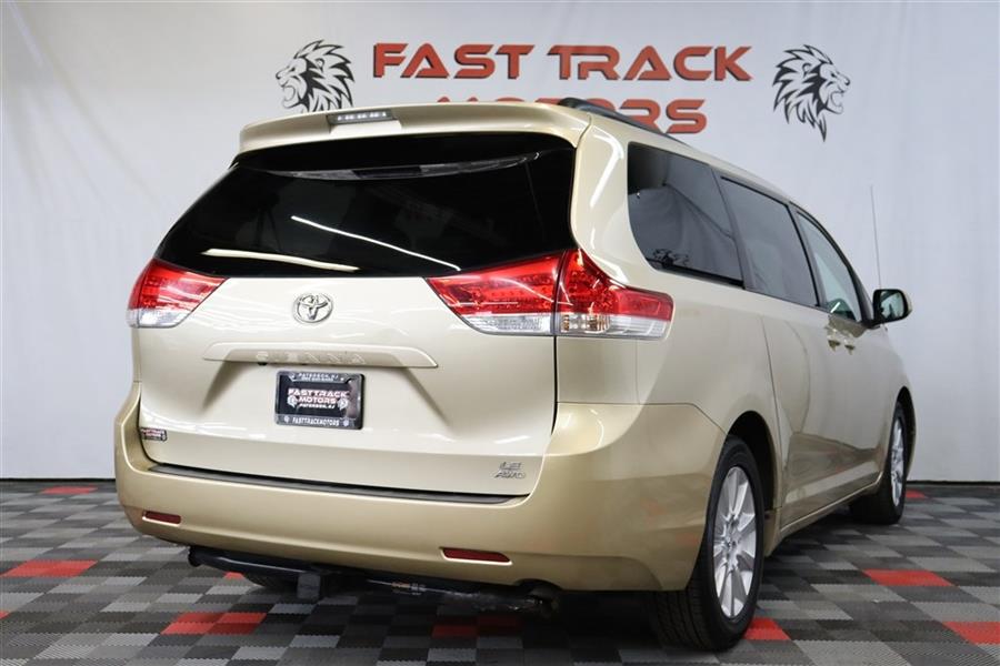 Used Toyota Sienna LE 2013 | Fast Track Motors. Paterson, New Jersey Used Toyota Sienna LE 2013 | Fast Track Motors. Paterson, New Jersey