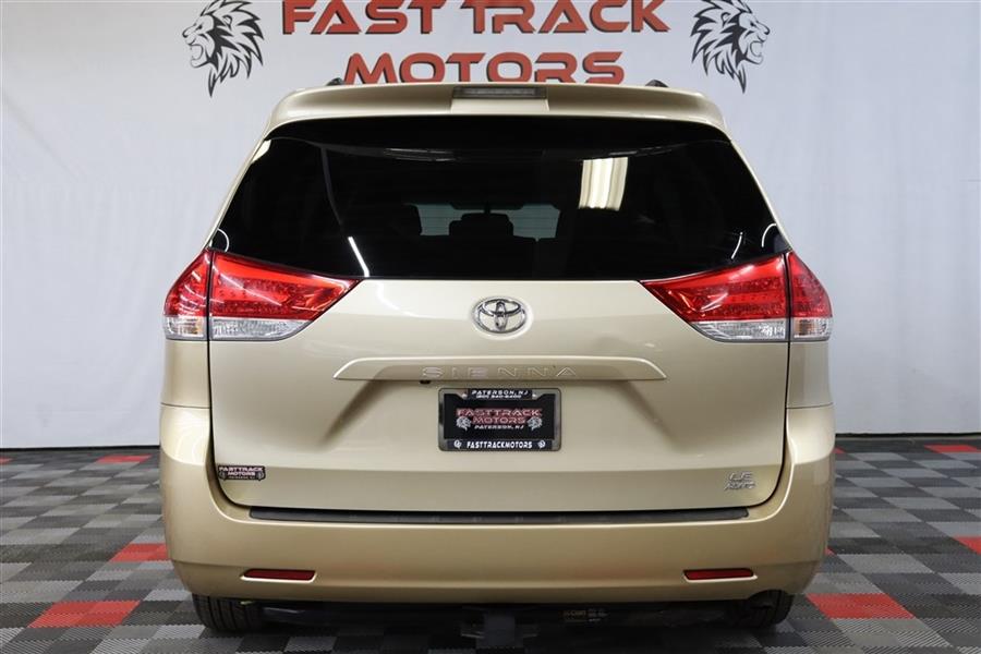 Used Toyota Sienna LE 2013 | Fast Track Motors. Paterson, New Jersey Used Toyota Sienna LE 2013 | Fast Track Motors. Paterson, New Jersey