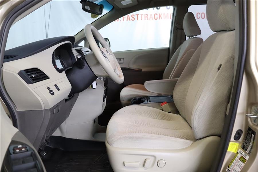 Used Toyota Sienna LE 2013 | Fast Track Motors. Paterson, New Jersey Used Toyota Sienna LE 2013 | Fast Track Motors. Paterson, New Jersey