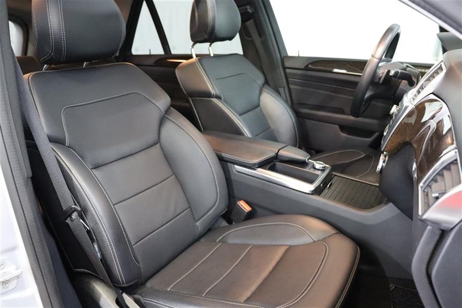 Used Mercedes-benz Ml 350 4MATIC 2014 | Fast Track Motors. Paterson, New Jersey Used Mercedes-benz Ml 350 4MATIC 2014 | Fast Track Motors. Paterson, New Jersey