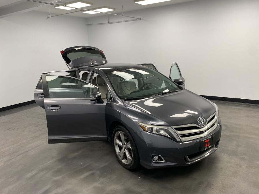 Used Toyota Venza 4dr Wgn V6 AWD Limited (Natl) 2014 | M Auto Group. Elizabeth, New Jersey Used Toyota Venza 4dr Wgn V6 AWD Limited (Natl) 2014 | M Auto Group. Elizabeth, New Jersey