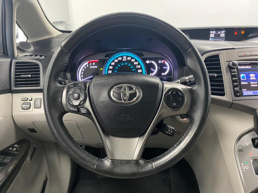 Used Toyota Venza 4dr Wgn V6 AWD Limited (Natl) 2014 | M Auto Group. Elizabeth, New Jersey Used Toyota Venza 4dr Wgn V6 AWD Limited (Natl) 2014 | M Auto Group. Elizabeth, New Jersey