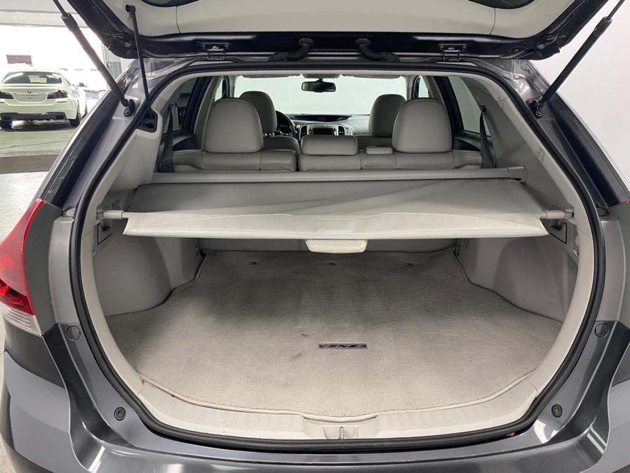 Used Toyota Venza 4dr Wgn V6 AWD Limited (Natl) 2014 | M Auto Group. Elizabeth, New Jersey Used Toyota Venza 4dr Wgn V6 AWD Limited (Natl) 2014 | M Auto Group. Elizabeth, New Jersey