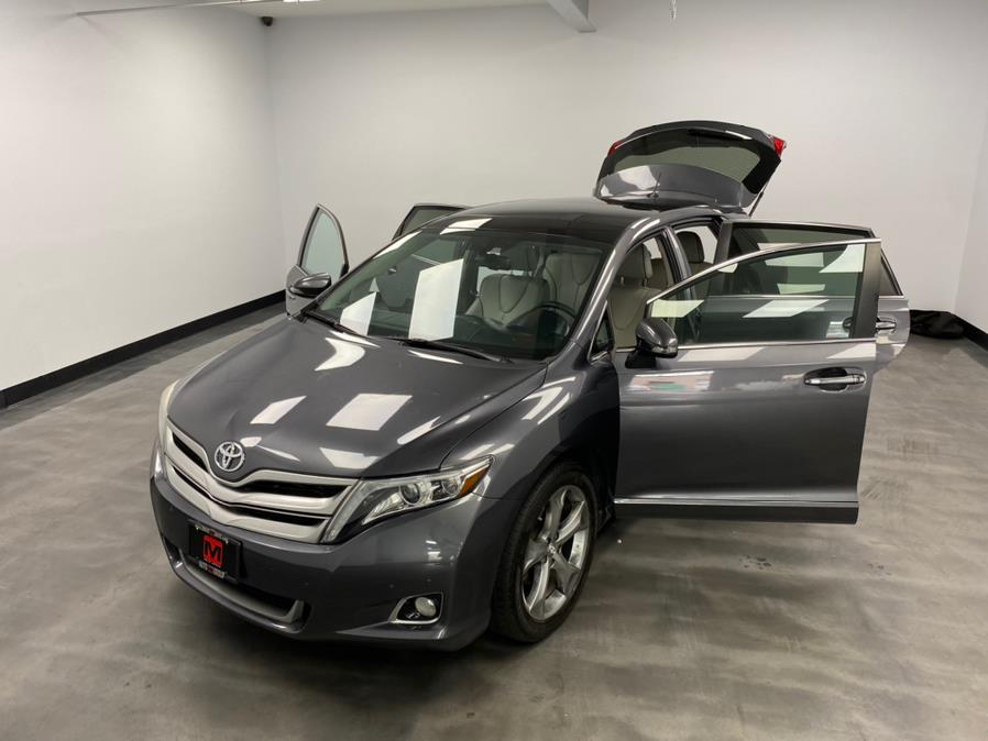 Used Toyota Venza 4dr Wgn V6 AWD Limited (Natl) 2014 | M Auto Group. Elizabeth, New Jersey Used Toyota Venza 4dr Wgn V6 AWD Limited (Natl) 2014 | M Auto Group. Elizabeth, New Jersey