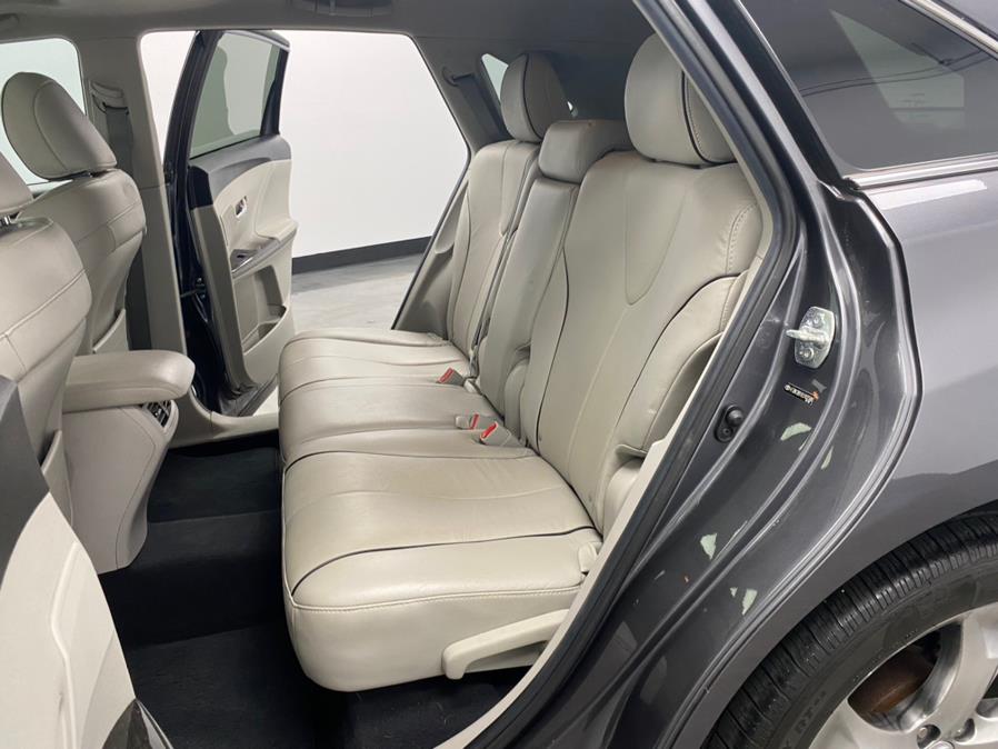 Used Toyota Venza 4dr Wgn V6 AWD Limited (Natl) 2014 | M Auto Group. Elizabeth, New Jersey Used Toyota Venza 4dr Wgn V6 AWD Limited (Natl) 2014 | M Auto Group. Elizabeth, New Jersey