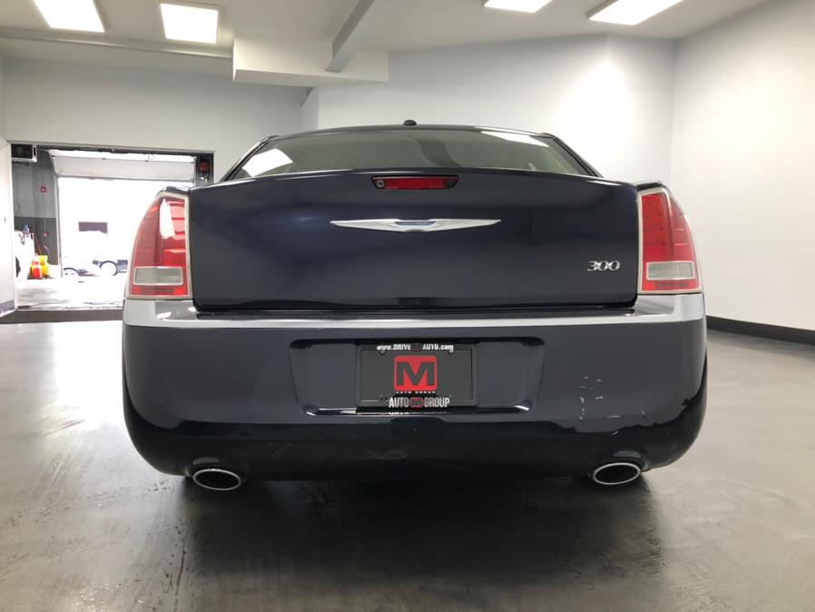 Used Chrysler 300 4dr Sdn Limited RWD 2011 | M Auto Group. Elizabeth, New Jersey Used Chrysler 300 4dr Sdn Limited RWD 2011 | M Auto Group. Elizabeth, New Jersey