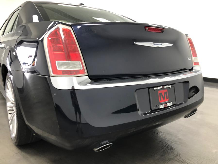 Used Chrysler 300 4dr Sdn Limited RWD 2011 | M Auto Group. Elizabeth, New Jersey Used Chrysler 300 4dr Sdn Limited RWD 2011 | M Auto Group. Elizabeth, New Jersey