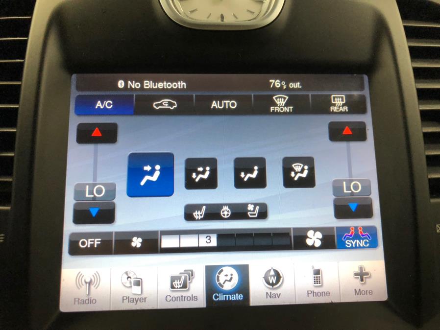 Used Chrysler 300 4dr Sdn Limited RWD 2011 | M Auto Group. Elizabeth, New Jersey Used Chrysler 300 4dr Sdn Limited RWD 2011 | M Auto Group. Elizabeth, New Jersey