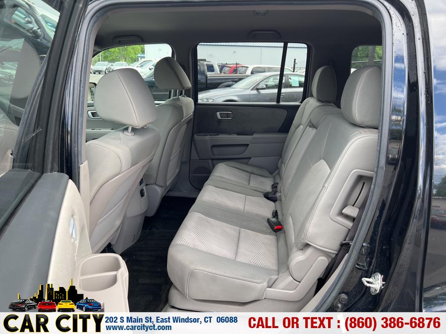 2013 Honda Pilot 4WD 4dr LX, available for sale in East Windsor, Connecticut | Car City LLC. East Windsor, Connecticut 2013 Honda Pilot 4WD 4dr LX, available for sale in East Windsor, Connecticut | Car City LLC. East Windsor, Connecticut