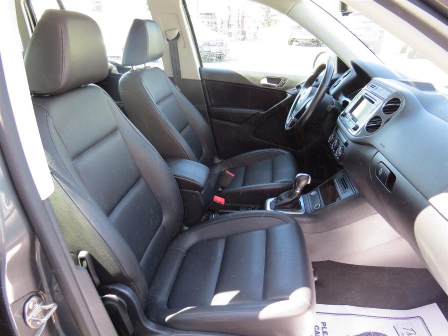 Used Volkswagen Tiguan 2.0T S 4dr SUV 2016 | Lake City Exports Inc. Auburn, Maine Used Volkswagen Tiguan 2.0T S 4dr SUV 2016 | Lake City Exports Inc. Auburn, Maine