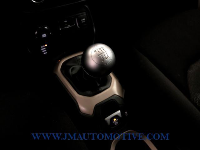 Used Jeep Renegade Sport 4x4 2017 | J&M Automotive Sls&Svc LLC. Naugatuck, Connecticut Used Jeep Renegade Sport 4x4 2017 | J&M Automotive Sls&Svc LLC. Naugatuck, Connecticut