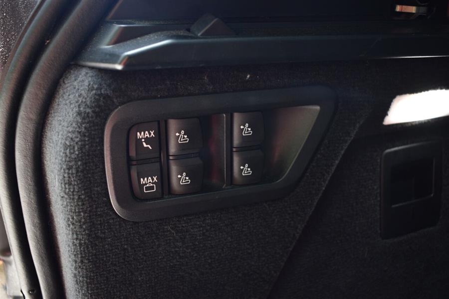 2019 BMW X7 xDrive40i AWD 4dr Sports Activity Vehicle, available for sale in Great Neck, New York | Camy Cars. Great Neck, New York 2019 BMW X7 xDrive40i AWD 4dr Sports Activity Vehicle, available for sale in Great Neck, New York | Camy Cars. Great Neck, New York
