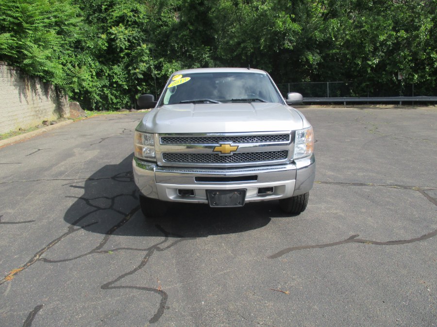 Used Chevrolet Silverado 1500 4WD Ext Cab 143.5" LT 2013 | Universal Motors LLC. New Britain, Connecticut Used Chevrolet Silverado 1500 4WD Ext Cab 143.5" LT 2013 | Universal Motors LLC. New Britain, Connecticut