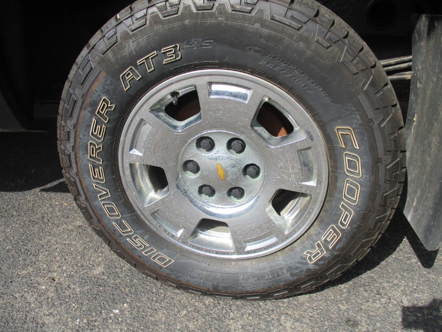 Used Chevrolet Silverado 1500 4WD Ext Cab 143.5" LT 2013 | Universal Motors LLC. New Britain, Connecticut Used Chevrolet Silverado 1500 4WD Ext Cab 143.5" LT 2013 | Universal Motors LLC. New Britain, Connecticut