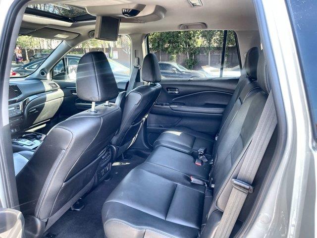 2019 Honda Pilot Touring 8-Passenger, available for sale in Elmont, New York | NY Luxury Motors. Elmont, New York 2019 Honda Pilot Touring 8-Passenger, available for sale in Elmont, New York | NY Luxury Motors. Elmont, New York