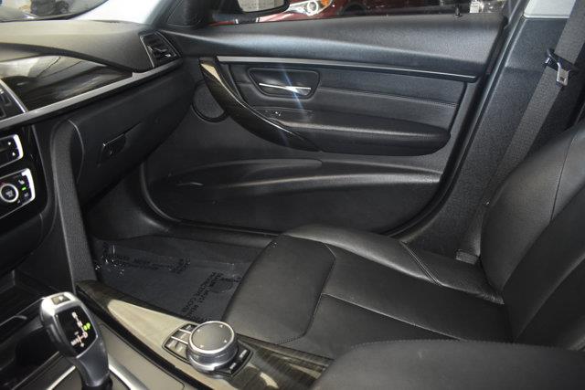 Used BMW 3 Series 320i xDrive 2018 | NY Luxury Motors. Elmont, New York Used BMW 3 Series 320i xDrive 2018 | NY Luxury Motors. Elmont, New York
