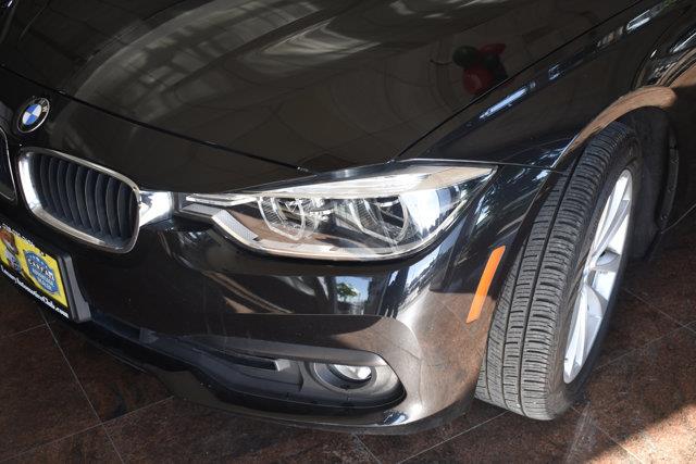 Used BMW 3 Series 320i xDrive 2018 | NY Luxury Motors. Elmont, New York Used BMW 3 Series 320i xDrive 2018 | NY Luxury Motors. Elmont, New York