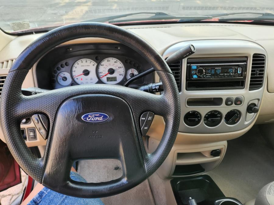 Used Ford Escape 4dr 103" WB XLT 4WD 2004 | SGM Auto Sales. West Babylon, New York Used Ford Escape 4dr 103" WB XLT 4WD 2004 | SGM Auto Sales. West Babylon, New York