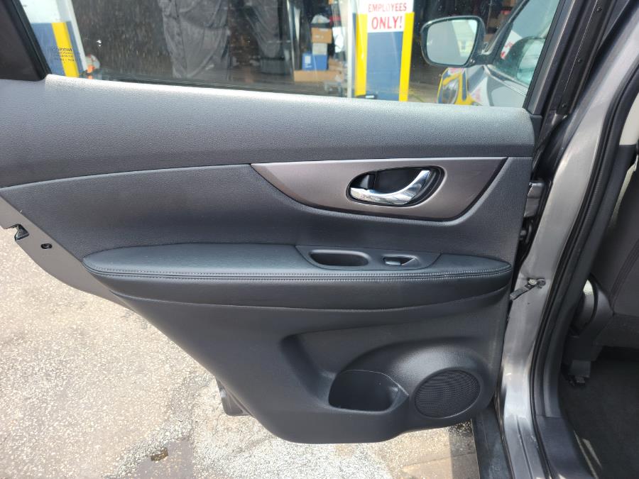 Used Nissan Rogue AWD 4dr S 2016 | Eugen's Auto Sales & Repairs. Philadelphia, Pennsylvania Used Nissan Rogue AWD 4dr S 2016 | Eugen's Auto Sales & Repairs. Philadelphia, Pennsylvania